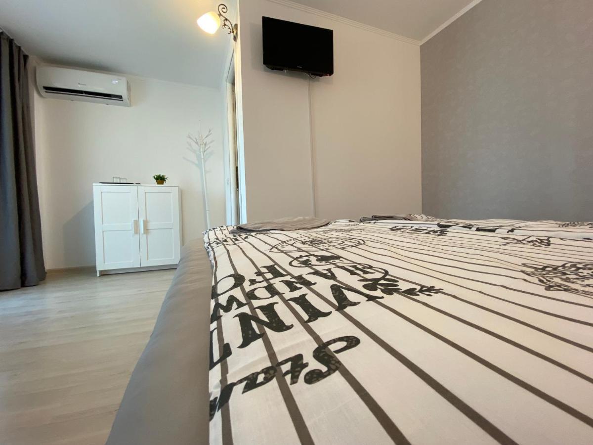 Four Rooms Curtea de Argeş Exteriör bild